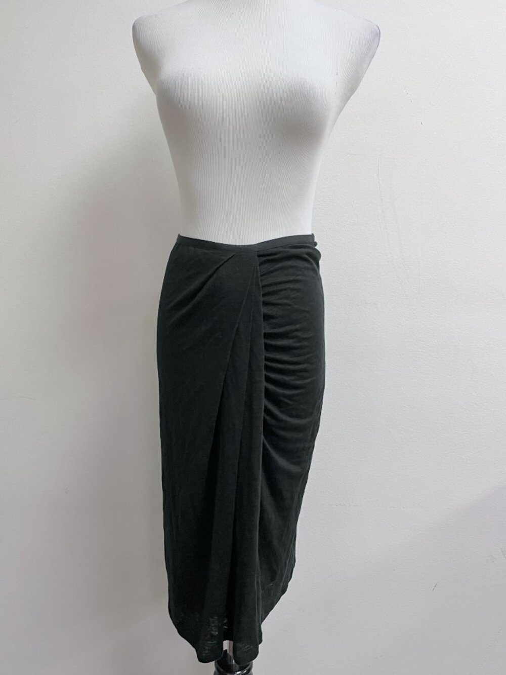 Margaret O'leary skirt black linen knit drape straight M ruched